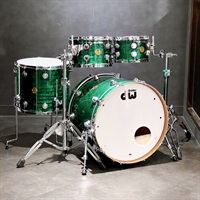 【5/20までの特別価格！】Jazz Series 4pc Drum Kit [BD22，FT16，TT12＆10][Emerald Onyx Finish Ply]