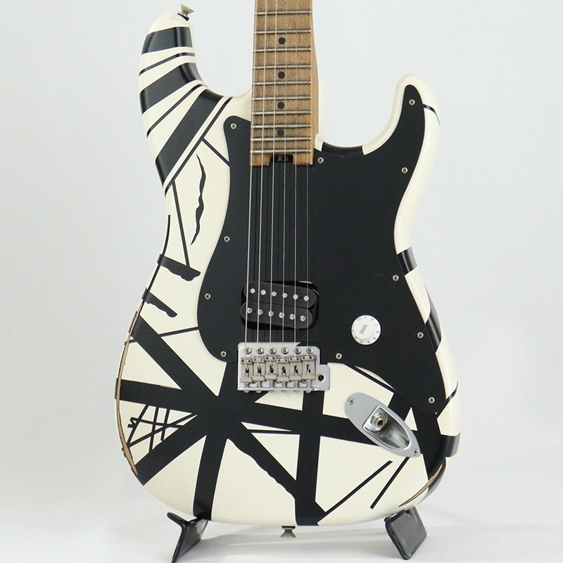 EVH Striped Series '78 Eruption (White with Black Stripes Relic