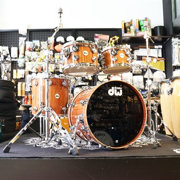 Collector's Hybrid Shell Maple/Mahogany 4pc Drum Kit [BD20，FT14，TT12&10 / Lacquer Custom Natural]