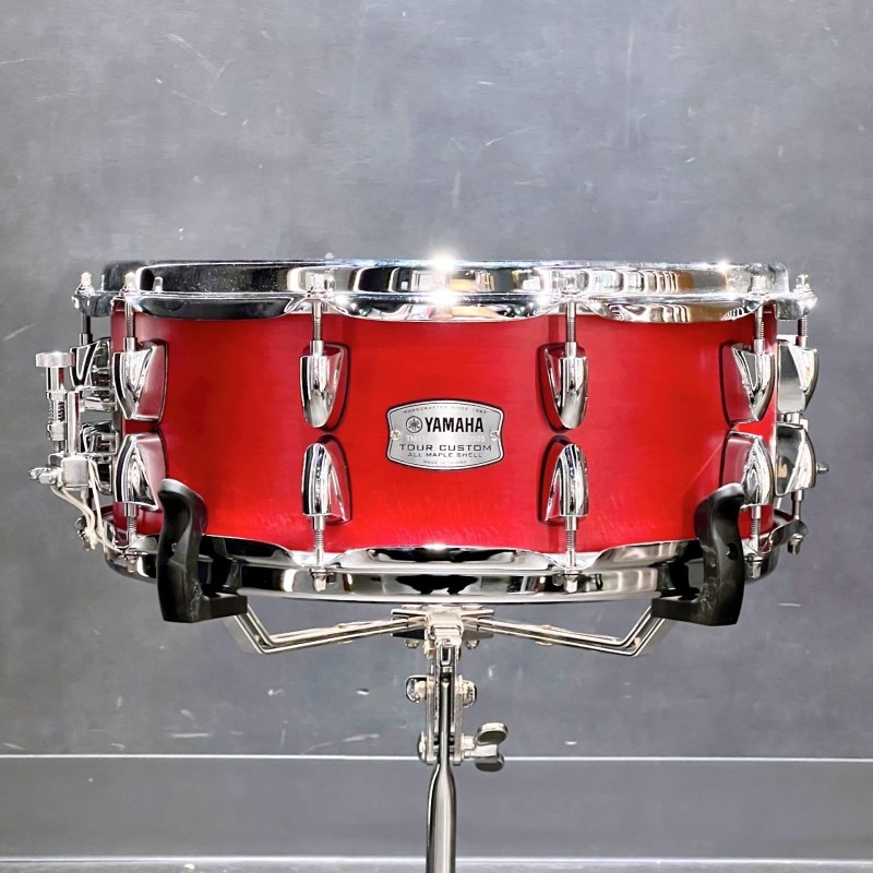 YAMAHA TMS1455 CAS [Tour Custom Snare Drum 14×5.5 / キャンディアップルサテン]【店頭展示特価品】  ｜イケベ楽器店オンラインストア