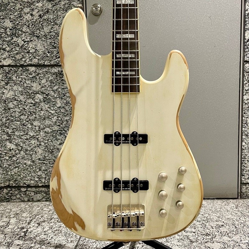 Mark Bass MB JP 4 WHITE BATTERED VG RW 【特価】