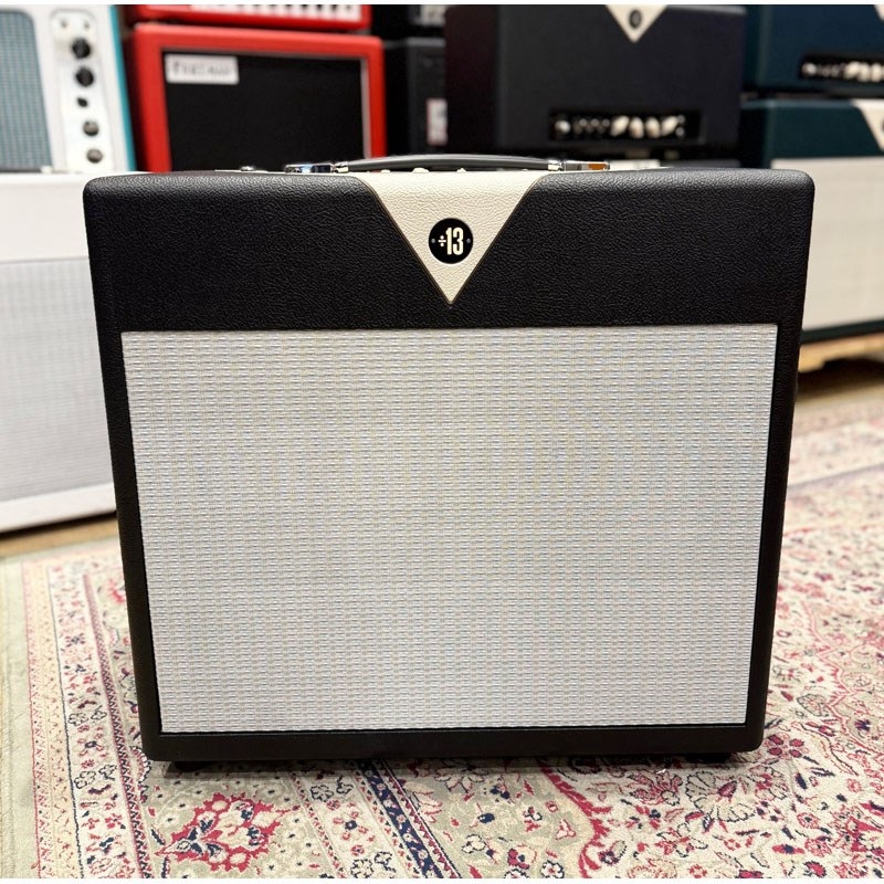 Divided by 13 CJ-11 1x12 Combo [Black Bronco/Ivory　V]（ディバイデット）
