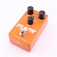 【夏先取り大特価セール】【B級特価】UAFX Flow Vintage Tremolo