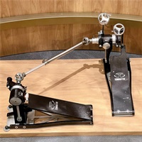 USED 中古 Dominator Double Pedal