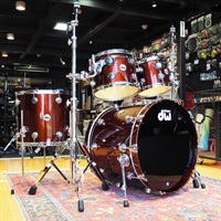 Collector's Pure Maple 4pc Drum Kit [BD22，FT16，TT12&10 /Root Beer Metallic Lacquer]