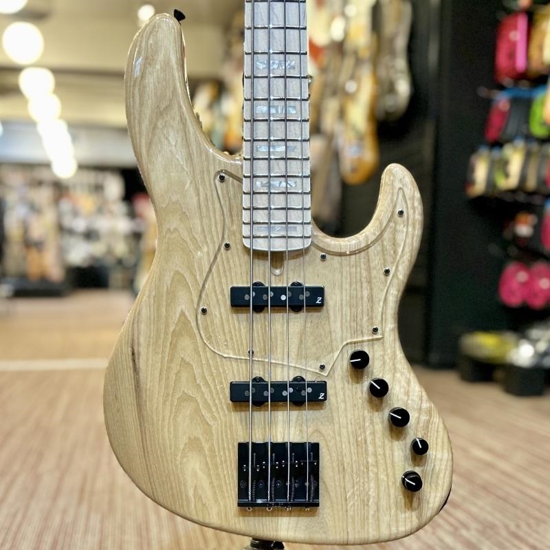 ATELIER Z Beta 4 (N/M Black-HW)
