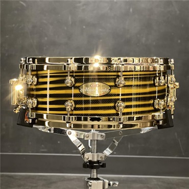 Pearl Masterworks Snare Drum 14x5.5  -Gold Swirl on Black Carbon【イケベ楽器店創業50周年記念モデル】