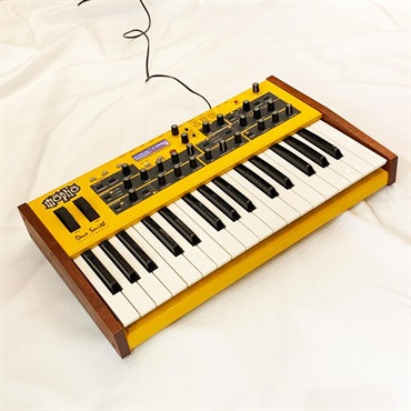 DAVE SMITH INSTRUMENTS USED　中古品　Mopho keyboard ※配送事項要ご確認　デイヴスミス