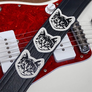 Couch Guitar Strap ニャン・ ニャン・ ニャン・クロ [Cat Guitar Strap Black/White Cats] 画像2