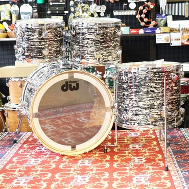 dw Collector's Pure Maple 4pc Kit [BD22，FT16，TT12&13 / Black Oyster Glass Finish Ply] 画像2