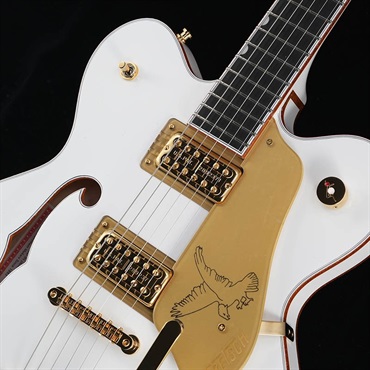 GRETSCH G6636T Players Edition Falcon Center Block Double-Cut with String-Thru Bigsby (White) 画像3