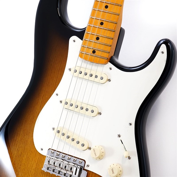 Fender USA Stories Collection Eric Johnson 1954 Virginia Stratocaster (2-Color Sunburst) 画像3