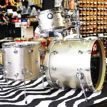 dw Collector's Pure Maple 4pc Drum Kit [BD22， FT16， TT12&10 / Nickel Sparkle Glass Finish Ply] 画像2