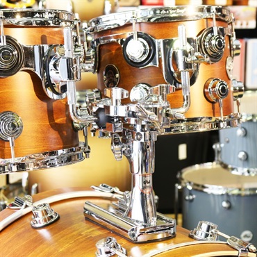 dw Collector's Santa Monica 4pc Drum Kit [BD22，FT16，TT12＆10／Honey Satin Oil] 画像9