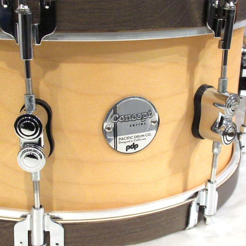 pdp by DW Concept Maple Classic Snare Drum 14×6.5 / Natural-Walnut