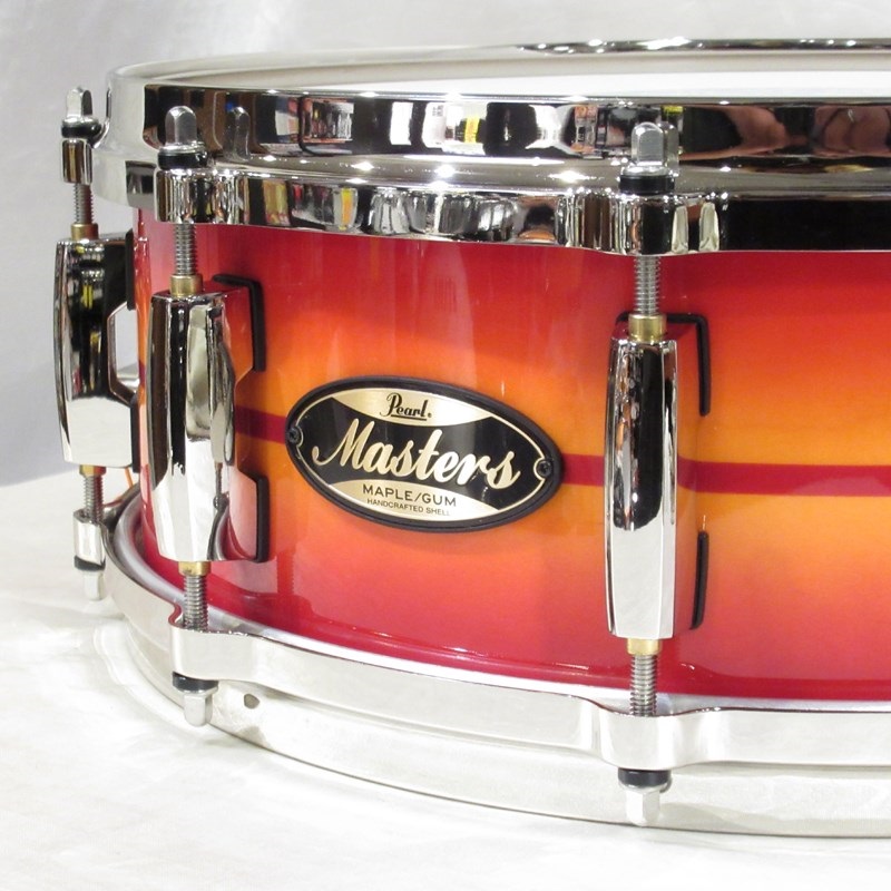 Pearl Masters Maple Gum Snare Drum 14×5 - #857 Suburst Red Stripe  [MMGC1450S/N #857]【イベント展示特価品】 ｜イケベ楽器店オンラインストア