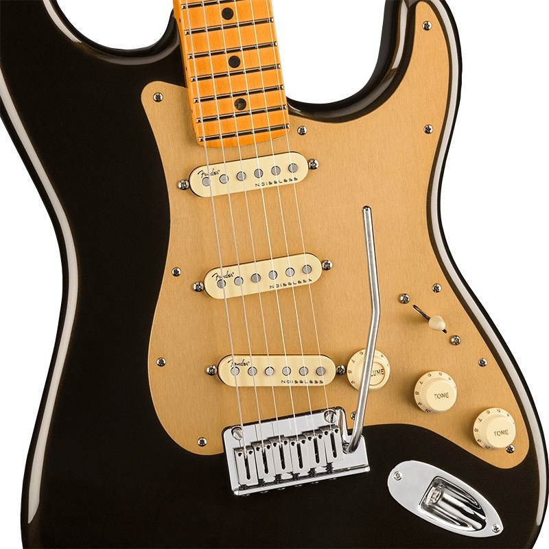 Fender USA American Ultra Stratocaster (Texas Tea/Maple) 画像3