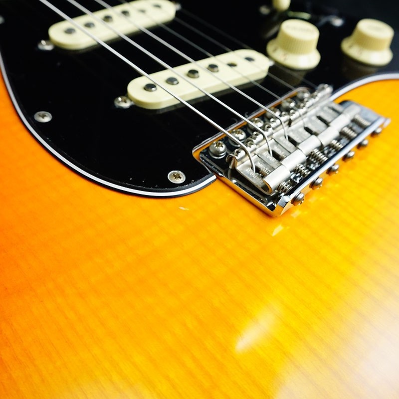 美品・バーズアイ】Squire by Fender Stratocaster - エレキギター