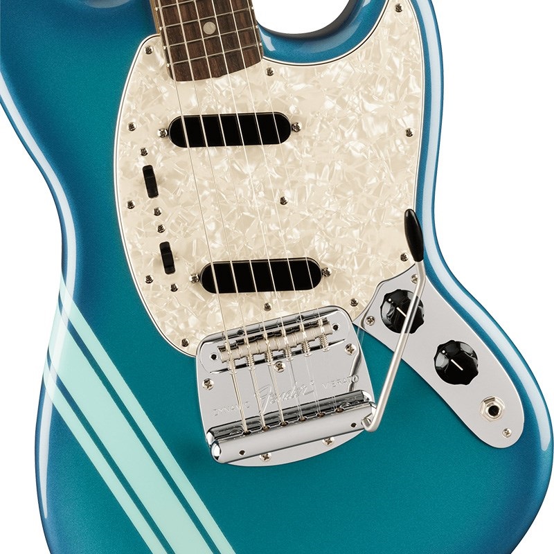Fender MEX Vintera II 70s Competition Mustang (Competition Burgundy) 画像3