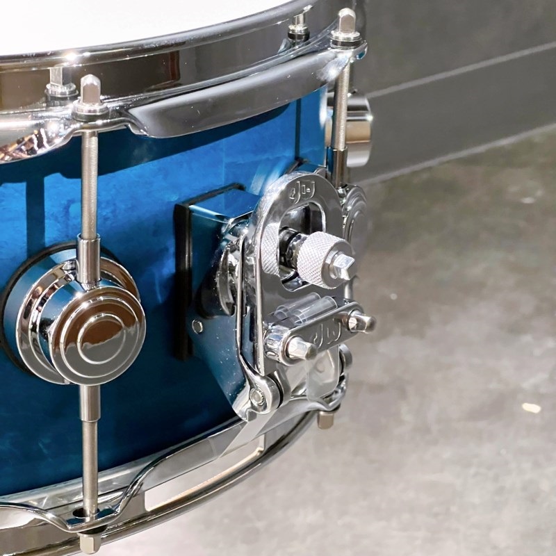 dw Collector's Pure Maple Snare Drum VLT 14×5.5 / Azure Satin Oil