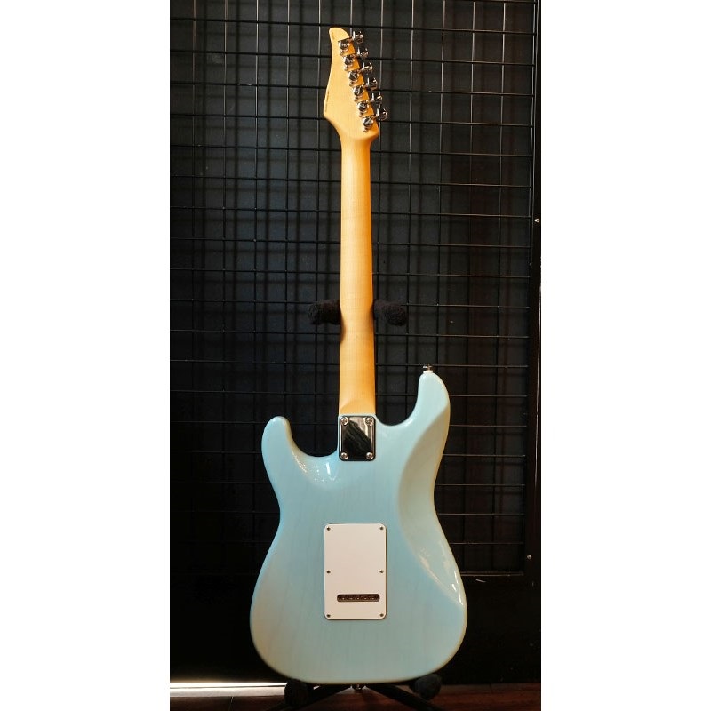 Suhr Guitars JE-Line Classic S Ash SSS (Trans Daphne Blue/Maple