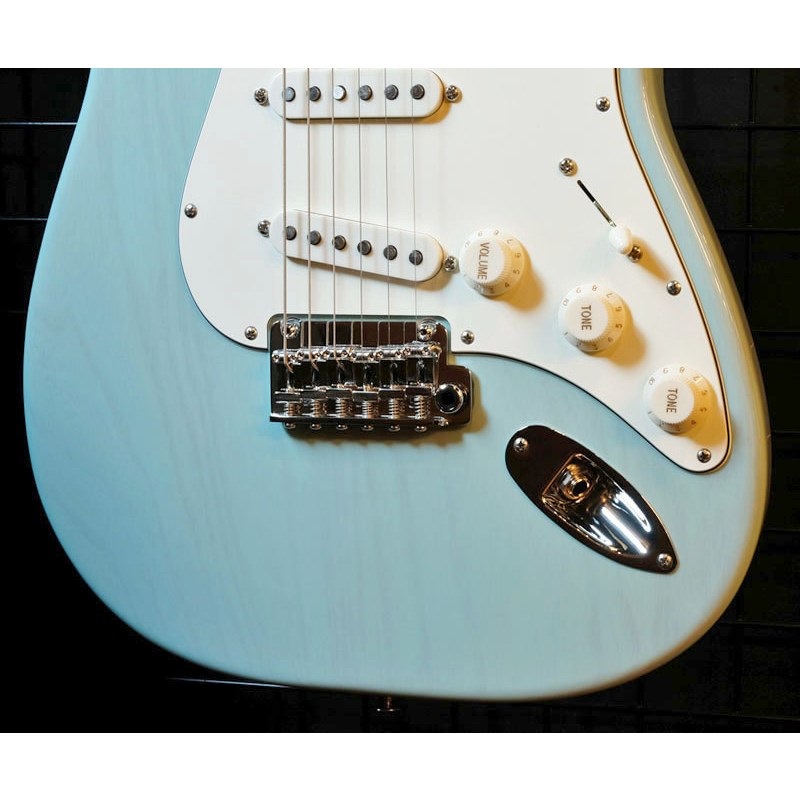 Suhr Guitars JE-Line Classic S Ash SSS (Trans Daphne Blue/Maple