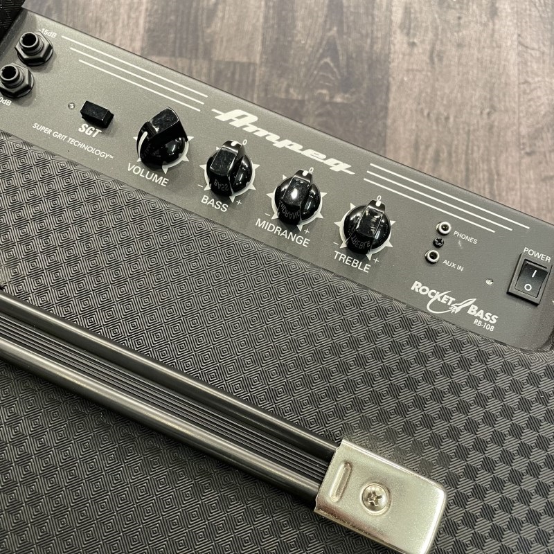 Ampeg 【USED】 RocketBass Series RB-108 ｜イケベ楽器店