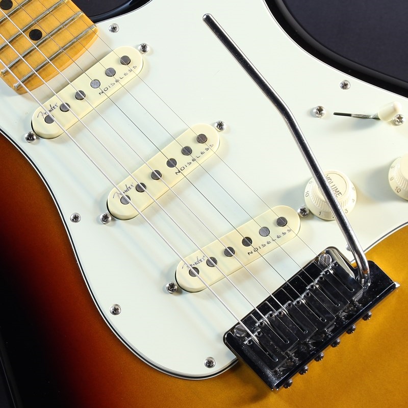 Fender USA 【USED】American Ultra Stratocaster Ultraburst/Maple 画像3