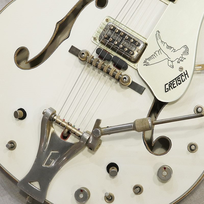 GRETSCH 6137 White Falcon Stereo '66 ｜イケベ楽器店オンラインストア