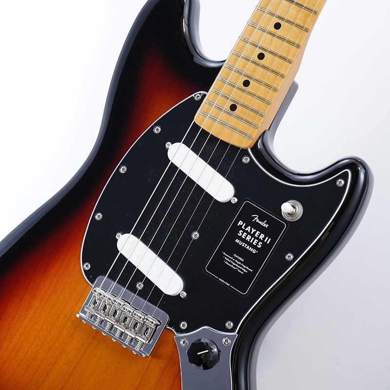 Fender MEX Player II Mustang (3-Color Sunburst/Maple) 画像3