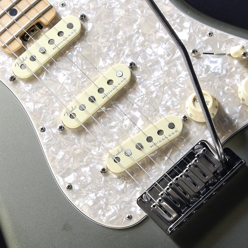 Fender USA 【USED】American Elite Stratcaster MN Satin Jade Pearl Metallic 画像3