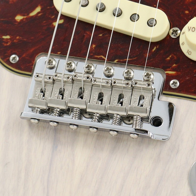 Fender Custom Shop Postmodern Stratocaster Journeyman Relic w/ Closet  Classic Hardware (Aged White Blonde) [SN.XN16711] ｜イケベ楽器店オンラインストア