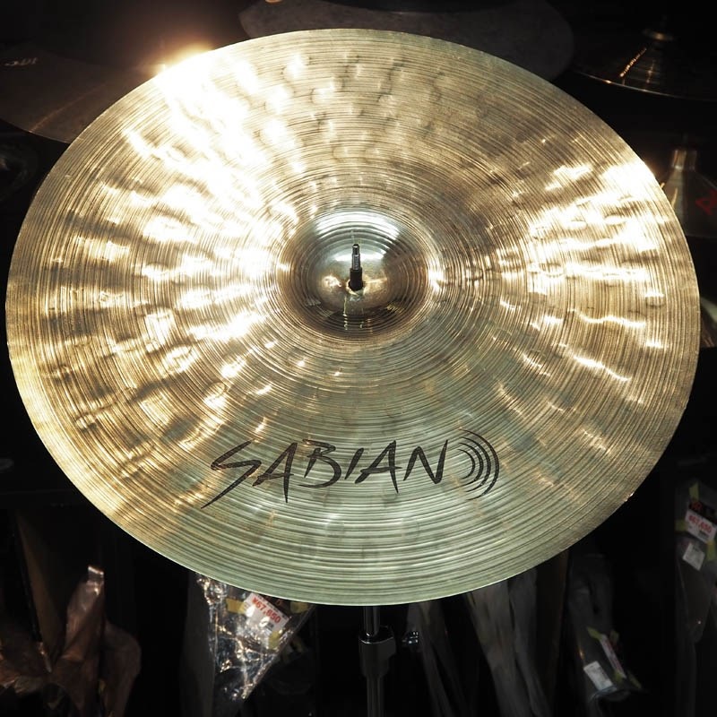 SABIAN Artisan Light Ride Brilliant 22 [VL-22AR/L-B:2520g]【SABIAN選定会2024ドラステ】  ｜イケベ楽器店オンラインストア