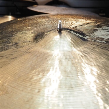 SABIAN Artisan Light Ride Brilliant 22 [VL-22AR/L-B:2522g]【SABIAN選定会2024ドラステ】 画像4