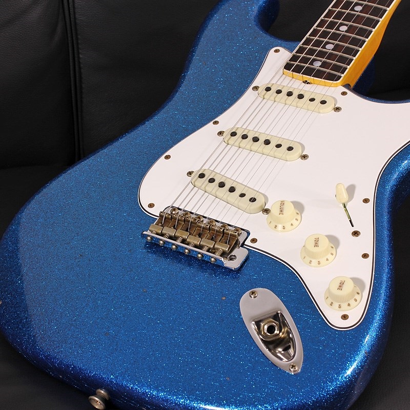 Fender Custom Shop Limited Edition 1965 Stratocaster Journeyman Relic Aged Blue Sparkle SN. CZ571923 画像3