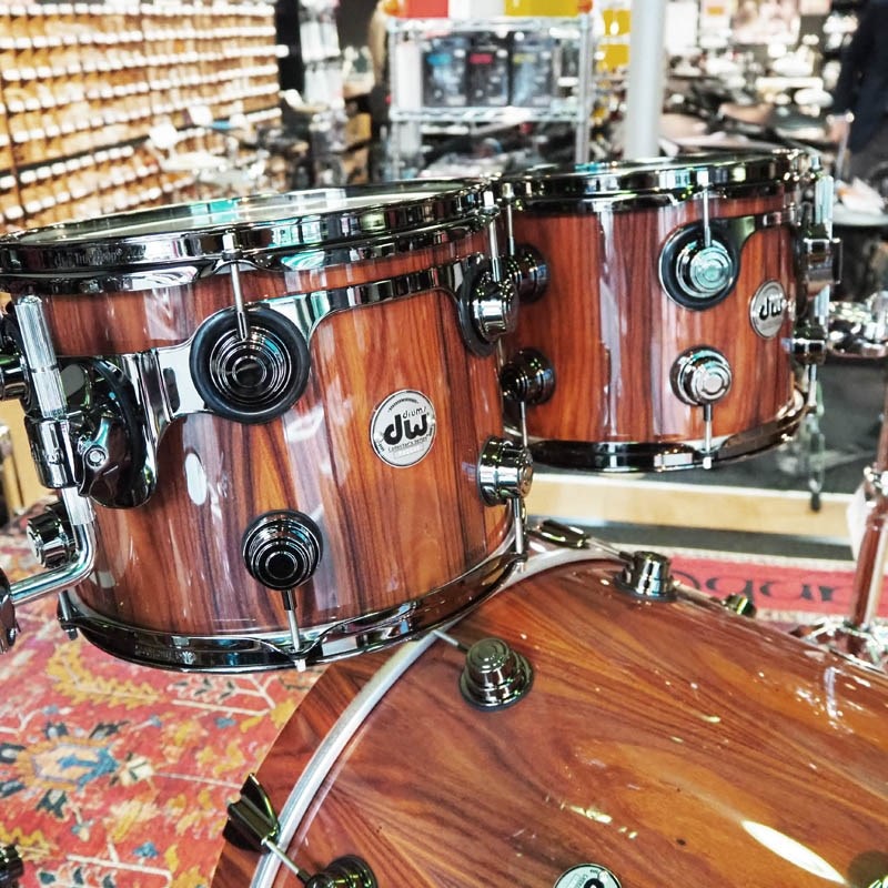 dw Collector's Pure Maple 4pc Drum Kit [BD22，FT16，TT12&10 /333 Shell/ Santos Rosewood Exotic Wood Finish] 画像5