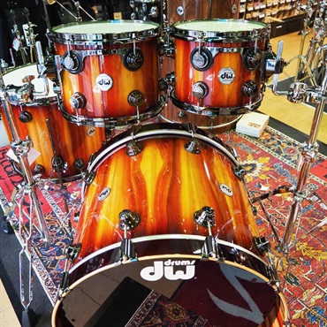 dw Collector's Hybrid Shell PurpleCore/Maple 4pc Drum Kit [BD22，FT16，TT12&10 / Toasted Almond Burst Over Padouk Exotic Wood] 画像2