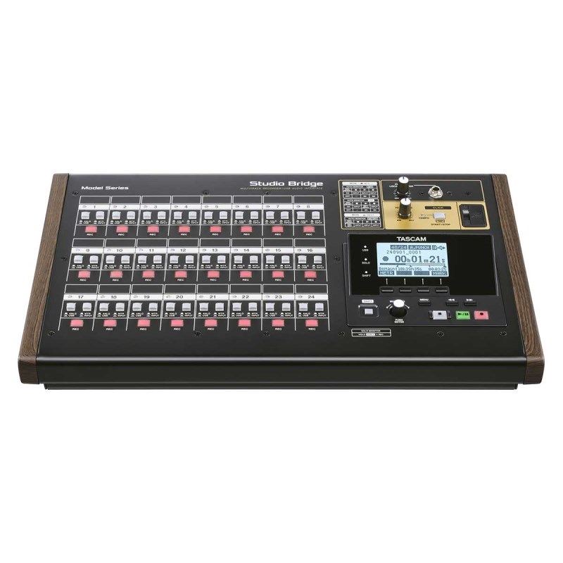 TASCAM Studio Bridge(24入出力オーディオインターフェース＆マルチトラックレコーダー) 画像1