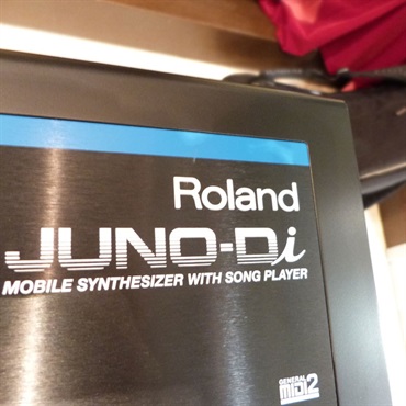 Roland 【USED】JUNO-Di【訳あり中古品・専用ソフトケースつき】※配送事項要ご確認 ｜イケベ楽器店オンラインストア