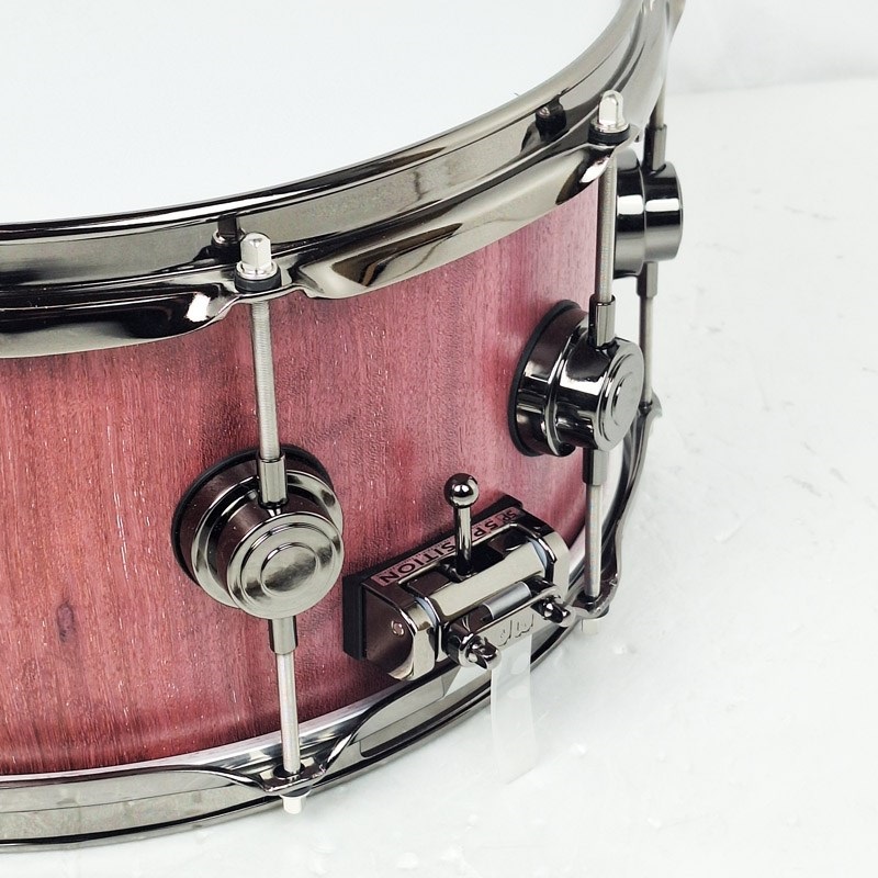 dw DRU26514SSN101[Collector's Pure Purpleheart Snare Drum VLT Shell 14×6.5 - Natural Satin Oil w/Black Nickel Hardware] 画像6