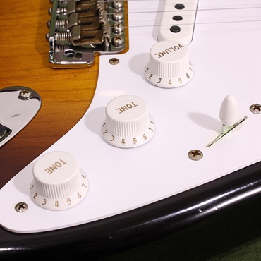 Fender Custom Shop USED 中古 Limited Edition 70th Anniversary 1954 Stratocaster Journeyman Relic Wide Fade 2-Color Sunburst SN. 4205 画像5