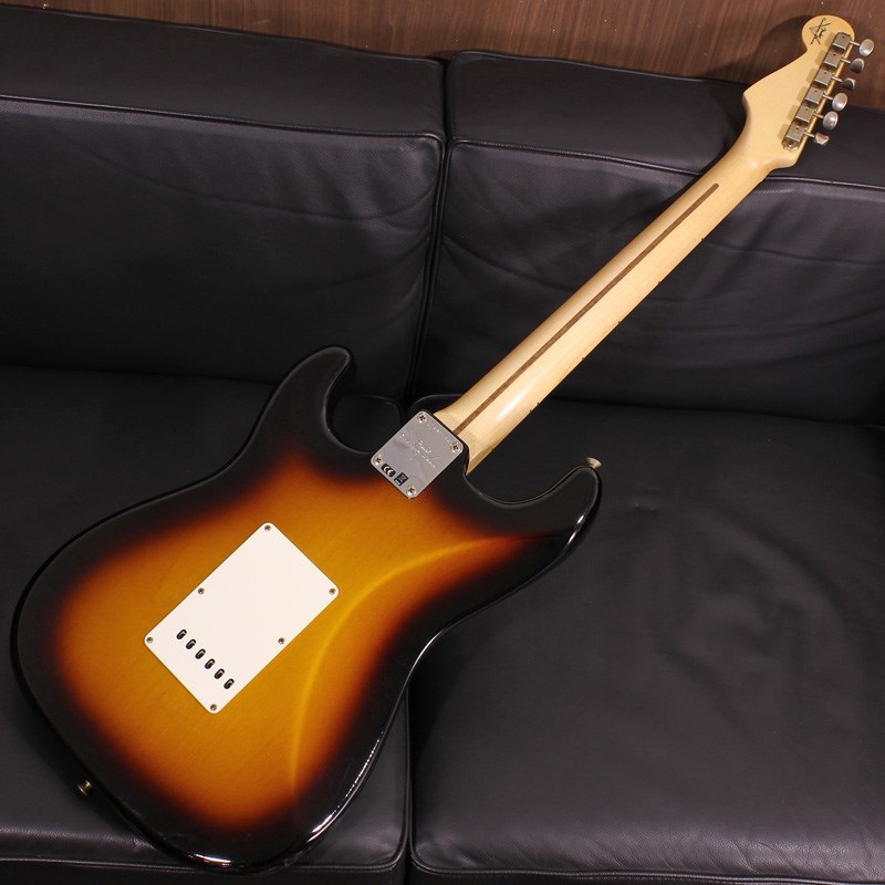 Fender Custom Shop 1956 Stratocaster Closet Classic w/Relic Hardware Wide 2-Color Sunburst SN. CZ585066 画像1