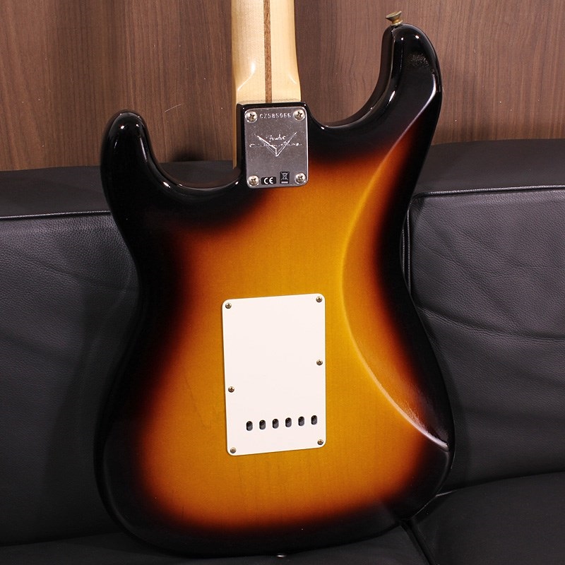 Fender Custom Shop 1956 Stratocaster Closet Classic w/Relic Hardware Wide 2-Color Sunburst SN. CZ585066 画像6