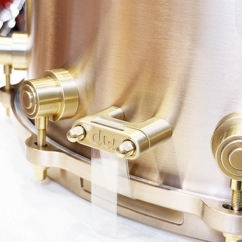 dw dw MFG True-Cast Snare Drum 14×7 [Sand-Cast，Machined Bell Bronze Shell and Hardware/No.050 of 100/専用ハードケース付属/DRVZ0714STZ] 画像7