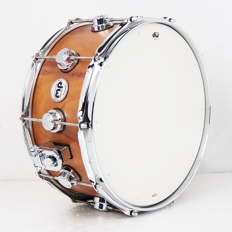 dw 【創業50周年大決算SALE】DRX66514SSC367 [Collector's Pure Maple Old Style VLT Shell 14×6.5 / Natural Hard Satin Over Koa] 【在庫処分特価品】 画像3