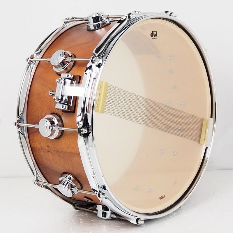 dw 【創業50周年大決算SALE】DRX66514SSC367 [Collector's Pure Maple Old Style VLT Shell 14×6.5 / Natural Hard Satin Over Koa] 【在庫処分特価品】 画像4