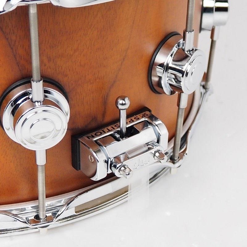 dw 【創業50周年大決算SALE】DRX66514SSC367 [Collector's Pure Maple Old Style VLT Shell 14×6.5 / Natural Hard Satin Over Koa] 【在庫処分特価品】 画像6