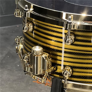 Pearl Masterworks Snare Drum 14x6.5 -Gold Swirl on Black Carbon【イケベ楽器店創業50周年記念モデル】 画像2