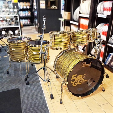 Pearl Masterworks 6pc Drum Kit -Gold Swirl on Black Carbon【イケベ楽器店創業50周年記念モデル】 画像1