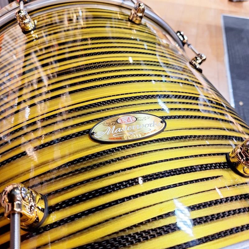 Pearl Masterworks 6pc Drum Kit -Gold Swirl on Black Carbon【イケベ楽器店創業50周年記念モデル】 画像2